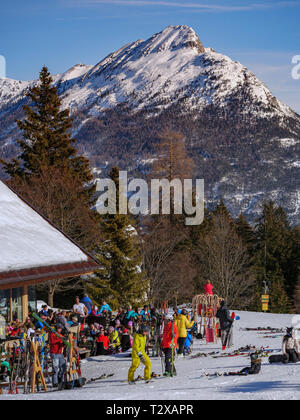 Sports d'hiver, alp Untermarkter Alm, ski area Tröpolach 83, Imst, Tyrol, Autriche, Europe Banque D'Images