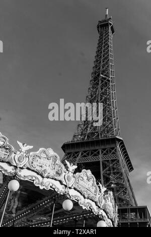 La Tour Eiffel (1887-1889) à Paris, France. Banque D'Images