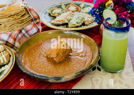 Pipian rojo, cuisine mexicaine traditionnelle dans la ville de Mexico Banque D'Images