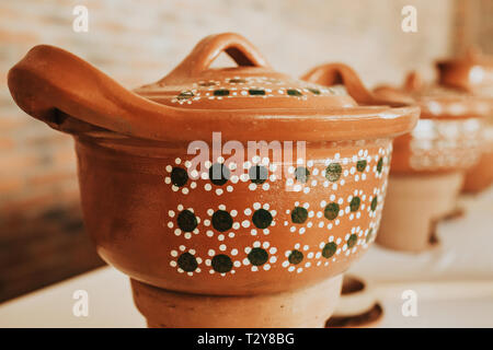 Cazuela mexicana ou pots de nourriture mexicaine et buffet au Mexique Banque D'Images