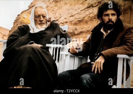 ALEC GUINNESS, GEORGE LUCAS, Star Wars : Episode IV - UN NOUVEL ESPOIR, 1977 Banque D'Images