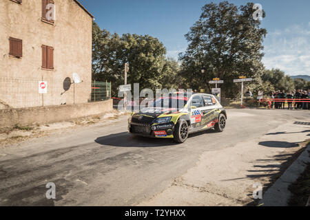 Regino, corse - le 31 mars 2019. S. Bedoret & T. Walbrecq concurrencer dans l'étape spéciale SS13 entre Regino et Porto en Corse en 2019 le CMR Banque D'Images