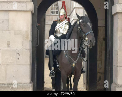 Londres, Angleterre, Royaume-Uni - 17 septembre 2015 : la modification de la fameuse Horse Guards à Londres, Royaume-Uni Banque D'Images