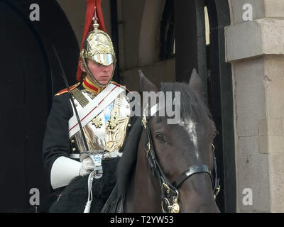 Londres, Angleterre, Royaume-Uni - 17 septembre 2015 : d'un horse guard monté à Londres, Royaume-Uni Banque D'Images