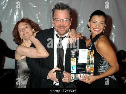 Marilu Henner, Tom Arnold & Ali Landry à l'Academy Awards pour un dîner de célébration par les Nations Unies, l'Union des enfants Creative Coalition et Rock the Vote à la House of Blues sur Sunset à West Hollywood, Californie. L'événement a eu lieu le dimanche 23 mars, 2003. Photo : / PictureLux SBM Référence de fichier #  33790 SBMPLX 596 Banque D'Images