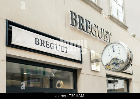 Vienne, Autriche - Janvier 16th, 2019:Breguet montres de luxe magasin dans le centre de la vieille ville de Vienne. Banque D'Images