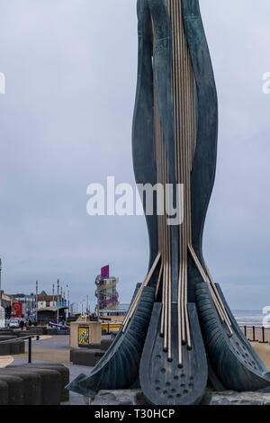 sculpture appelée fritlation sur le front de mer de redcar, redcar, royaume-uni Banque D'Images