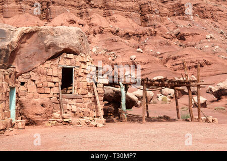 Logements abandonnés à Vermillion Cliffs, New York, l'Amérique Banque D'Images