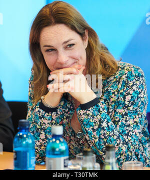 Berlin, Allemagne. Le 05 Avr, 2019. Hildegard Bentele, premier candidat de la CDU Berlin pour les élections européennes, donne une conférence de presse sur le début de la campagne pour les élections européennes. Credit : Annette Riedl/dpa/Alamy Live News Banque D'Images