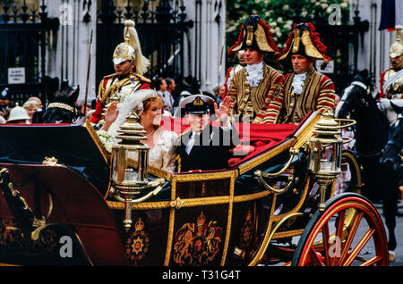 Le mariage du prince Andrew et de Sarah Ferguson a eu lieu le 23 juillet 1986, à l'abbaye de Westminster à Londres, en Angleterre Banque D'Images