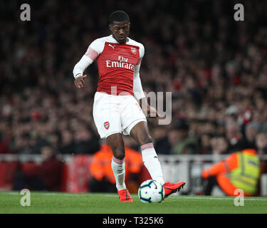 Londres, Angleterre 1er avril Ainsley Maitland-Niles d'Arsenal au cours de la Premier League match entre Arsenal et Newcastle United à l'Emirates Stadium, Londres, le lundi 1er avril 2019. (Crédit : Mark Fletcher | MI News) usage éditorial uniquement, licence requise pour un usage commercial. Aucune utilisation de pari, de jeux ou d'un seul club/ligue/dvd publications. Photographie peut uniquement être utilisé pour les journaux et/ou à des fins d'édition de magazines. Ne peut être utilisé pour les publications impliquant 1 joueur, 1 ou 1 concours club sans autorisation écrite de données Football Co Ltd. Pour toute question, veuillez communiquer avec le Footbal Banque D'Images