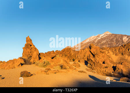 Le paysage volcanique de basalte et de pierre ponce roche au Las Minas de San Jose à l'aube à la recherche vers le pic de Teide dans le Las Canadas del Teide Banque D'Images