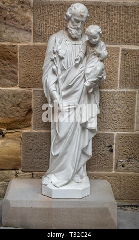 Sydney, Australie - 12 Février 2019 : l'intérieur de l'église Saint Patrick sur Grosvenor Street en face de Lang Park. Blanc de Saint Joseph avec chil Banque D'Images