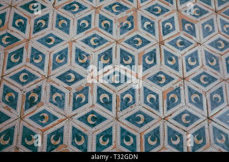 Sienne, Italie - le 28 juin 2018 Gros plan : marbre de Sienne Cathédrale (Duomo) est une église médiévale à Sienne, dédié à ses premières heures en tant que R Banque D'Images