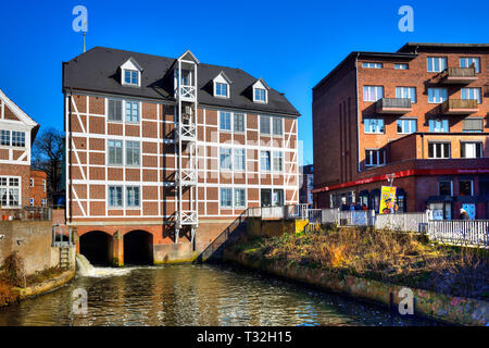 Moulin à eau à grain dans village de montagne, Hambourg, Allemagne, Europe, Kornwassermühle à Bergedorf, Deutschland, Europa Banque D'Images