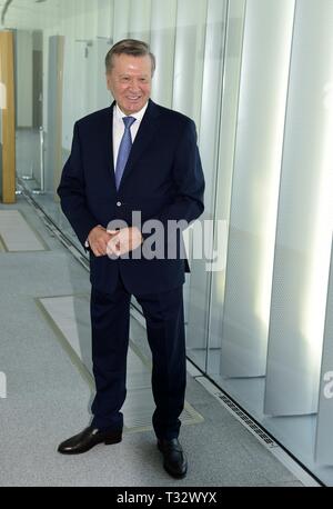 Le président de Gazprom, Viktor Zubkov à Milan. La société est le principal fournisseur du pétrole en Russie comprend : Viktor Zubkov Où : Milan, Italie Quand : 05 mars 2019 Credit : IPA/WENN.com **Uniquement disponible pour publication au Royaume-Uni, USA, Allemagne, Autriche, Suisse** Banque D'Images