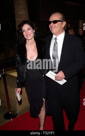 LOS ANGELES, CA. 09 janvier 2001 : l'acteur Jack Nicholson et actrice amie Lara Flynn Boyle lors de la première mondiale, à Hollywood, de son nouveau film le gage. © Paul Smith/Featureflash Banque D'Images