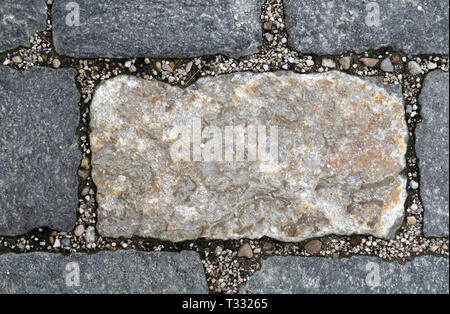 Beau marbre faite avec du gris et beige clair en forme de carreaux de pierres. C'est à l'extérieur en bois dans une photo gros plan. Banque D'Images