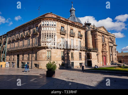 Entrée du palais néoclassique de "Anaya" à Salamanque Banque D'Images