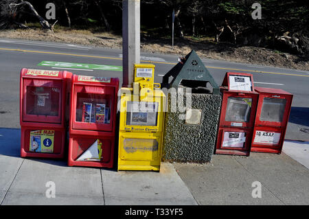 Boîtes de publication sur les trottoirs de San Francisco, Californie Banque D'Images