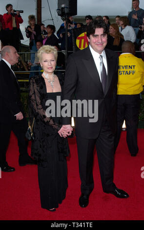 LOS ANGELES, CA. 11 mars 2001 : l'acteur Alfred Molina et actrice épouse JILL GASCOINE à la 7e édition annuelle des Screen Actors Guild Awards à Los Angeles. © Paul Smith/Featureflash Banque D'Images