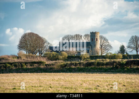 St Margaret's Church est une église tour à Burnham Norton, Norfolk, Angleterre, Royaume-Uni. Susceptibles d'avoir été construite au 11e siècle. Banque D'Images
