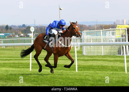 Le gagnant de la course réserve Tank, monté par R M Power au circuit de course d'Aintree, Liverpool, Royaume-Uni. 6th avril 2019. 14:25 Aintree 06 Avr 2019 Betway Mersey Novices (Grade 1) (classe 1) (plus de 4YO) Banque D'Images