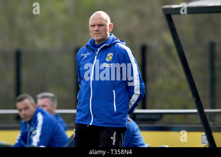 Arnhem, Pays-Bas. 06 avr, 2019. ARNHEM, 06-04-2019, Papendal, saison 2018 / 2019, le néerlandais Tweede Divisie, Jong Vitesse coach Joseph Oosting pendant le match Jong Vitesse - HHC Hardenberg 4-1 : Crédit Photos Pro/Alamy Live News Banque D'Images