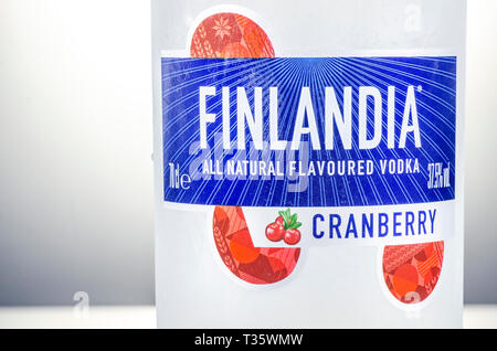 Finlandia vodka sur gradient background Banque D'Images