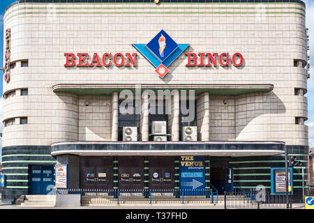 Loughborough, Leicestershire, UK. Depuis 1970, le Beacon Bingo Hall a occupé le vieux théâtre de l'Odéon, un cinéma art déco construit en 1936 Banque D'Images