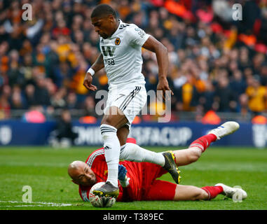 Londres, Royaume-Uni. Apr 7, 2019. Wolverhampton Wanderers' Ivan Cavaleiro durant la demi-finale de la Coupe FA Unis match entre Wolverhampton Wanderers et Watford au stade de Wembley, Londres, Royaume-Uni le 07 avril 2019. SportEditorial Crédit photo Action uniquement, licence requise pour un usage commercial. Aucune utilisation de pari, de jeux ou d'un seul club/ligue/player publication. Action Crédit : Foto Sport/Alamy Live News Banque D'Images