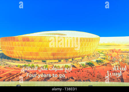 Lusail City, Qatar - Février 21, 2019 : billboard du prototype du Lusail futuriste Stadium de Lusail City pour la Coupe du Monde 2022. Ce sera Banque D'Images