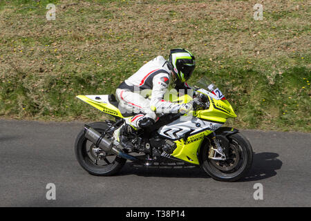 Chorley, Lancashire, Royaume-Uni. Avril, 2019. Hoghton Tower Sprint Moto 43e événement. Rider Banque D'Images