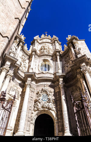 Façade de la Cathédrale de Valencia (cathédrale-Basilique de l'Assomption de Notre-Dame de Valence), Valencia, Espagne Banque D'Images