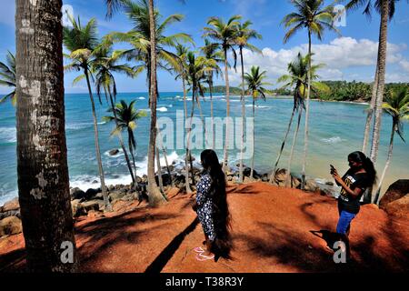 Paysages tropicaux d'un littoral au sud Sri Lanka Banque D'Images