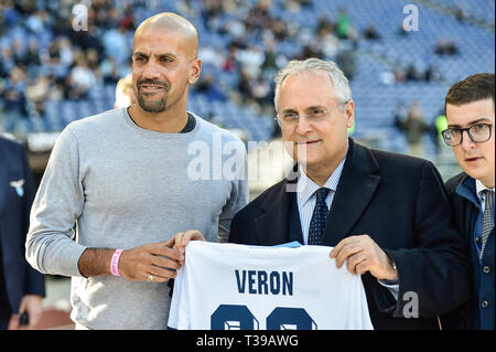 SS Lazio propriétaire Claudio Lotito et SS Lazio ancien joueur Juan Sebastian Veron au cours de la Serie A match entre SS Lazio et Sassuolo au Stadio Olimpic Banque D'Images