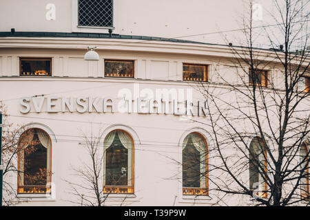 Helsinki, Finlande. Vue de Théâtre suédois est l'un des six théâtres professionnels en Finlande, le ciblage de la population de langue suédoise de Finlande. Banque D'Images