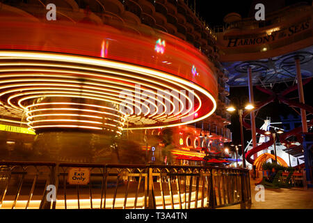 Carousel sur demande, l'harmonie de la mer, Royal Caribbean Cruise Ship Banque D'Images