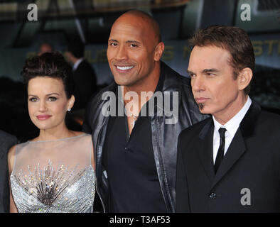 Carla Gugino, Dwayne Johnson, Billy Bob Thornton - Premiere plus rapide au Chinese Theatre de Los Angeles.Carla Gugino, Dwayne Johnson, Billy Bob Thornton 48 Événement dans la vie d'Hollywood, Californie - Red Carpet Event, USA, Cinéma, Célébrités, photographie, Bestof, Arts, Culture et divertissement, Célébrités, Mode Topix Meilleur de Hollywood, la vie, événement dans la vie d'Hollywood, Californie - Tapis rouge et en backstage, cinéma, télévision, célébrités, célébrités de la musique, des acteurs du Topix même film en salle, et la star ensemble. enquête de crédit, tsuni@Gamma-USA.com Tsuni / USA, 2010 - Groupe, plat Banque D'Images