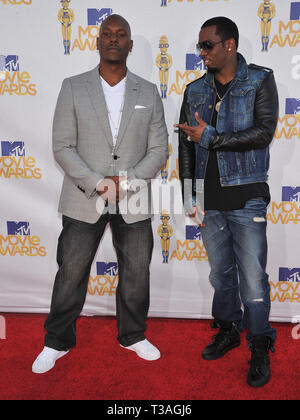 Tyrese Gibson    Sean Diddy Combs 64 - 2010 MTV Movie Awards au Gibson Amphitheatre à Los Angeles.Tyrese Gibson    64 Sean Diddy Combs événement dans la vie d'Hollywood, Californie - Red Carpet Event, USA, Cinéma, Célébrités, photographie, Bestof, Arts, Culture et divertissement, Célébrités, Mode Topix Meilleur de Hollywood, la vie, événement dans la vie d'Hollywood, Californie - Tapis rouge et en backstage, cinéma, télévision, célébrités, célébrités de la musique, des acteurs du Topix même film en salle, et la star ensemble. enquête de crédit, tsuni@Gamma-USA.com Tsuni / USA, 2010 - Groupe, télévision et film cast Banque D'Images