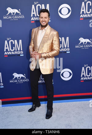 LAS VEGAS, NV - 07 avril : Luke Bryan assiste à la 54e Academy of Country Music Awards at MGM Grand Hotel & Casino sur Avril 07, 2019 à Las Vegas, Nevada. Banque D'Images