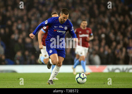 Londres, Royaume-Uni. 8Th apr 2019. Eden Hazard de Chelsea en action. Premier League, Chelsea v West Ham United à Stamford Bridge à Londres le lundi 8 avril 2019. Cette image ne peut être utilisé qu'à des fins rédactionnelles. Usage éditorial uniquement, licence requise pour un usage commercial. Aucune utilisation de pari, de jeux ou d'un seul club/ligue/dvd publications. pic par Steffan Bowen Crédit : Andrew Orchard la photographie de sport/Alamy Live News Banque D'Images