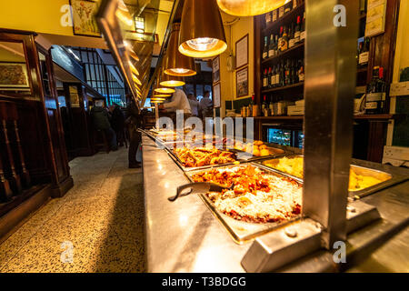 L'Étoile du matin un pub, un restaurant, un pub populaire course de chevaux à l'entrée de Pottinger, Belfast, en Irlande du Nord Banque D'Images