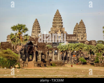 Temple à Angkor Wat. Angkor Wat est un temple complexe au Cambodge et l'un des plus grands monuments religieux dans le monde, Banque D'Images