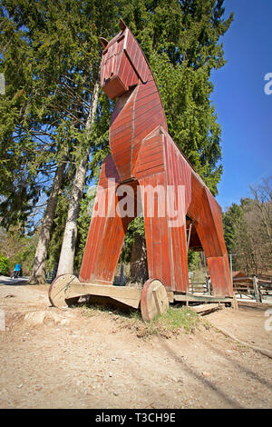 Petit cheval de Troie réplique sur le Zoo de Ljubljana Banque D'Images