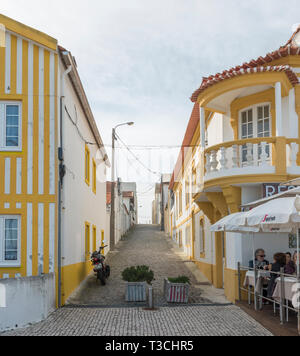 Les maisons de plage à rayures bonbon de Costa Nova, Aveiro, Portugal Banque D'Images