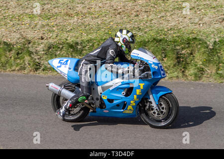 Chorley, Lancashire, Royaume-Uni. 7 avril, 2019. Hoghton Tower 43ème Sprint Moto. Rider 54 Daniel Tomlinson d'Blackkburn équitation Suzuki CBR 600 RR. Banque D'Images