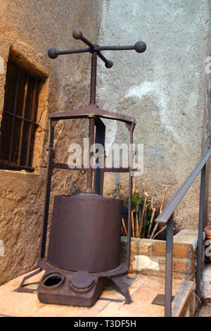 Bova Reggio Calabre Italie - Chemin de la Culture de l'agriculteur,bergamote agrumes locaux (a) Crédit presse distillerie Giuseppe Andidero Banque D'Images