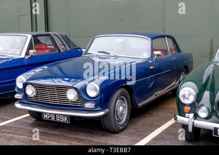 La cavalcade de la Concorde ; les voitures et les bus Bristol Bristol Aerospace Museum Photo n'est un Bristol 411 1972 Banque D'Images