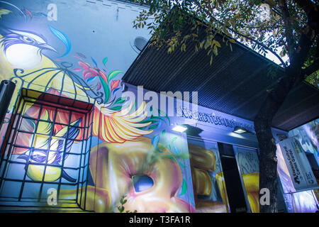 Buenos Aires, Argentine. Le 08 Avr, 2019. L'Espacio Cultural Carlos Gardel sur la soirée de Berlin. Berlin et Buenos Aires va célébrer le 25e anniversaire du jumelage en 2019. Sous la devise no FreedomBerlin va de Buenos Aires, les représentants des deux villes cordialement invités vous faire l'expérience de creative Berlin à Buenos Aires. Crédit : Nicolas Villalobos/dpa/Alamy Live News Banque D'Images